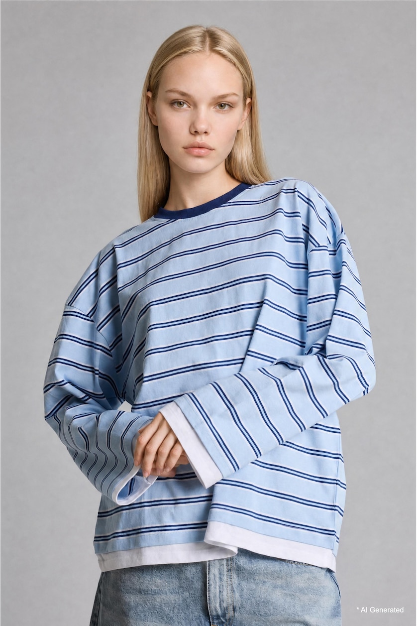 Woman Light Blue Oversize Fit Crew Neck Long Sleeve T-Shirt