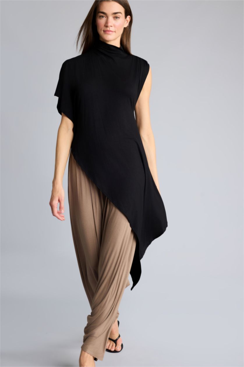 Kadın Siyah Afra x Defacto Slım Fıt Yarım Balıkçı Yaka  Tişört