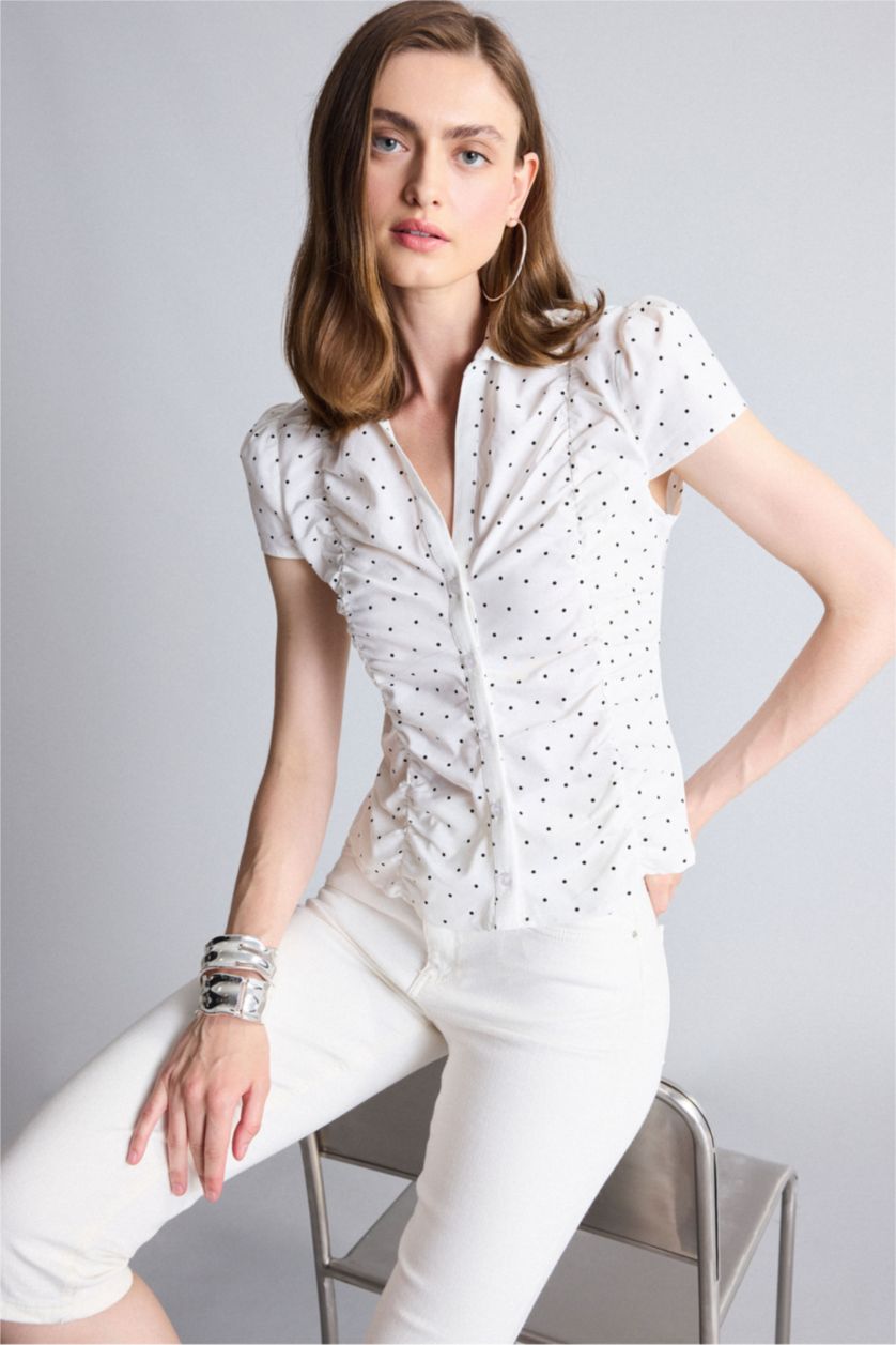 Women White Slim Fit Short Sleeve Shirt