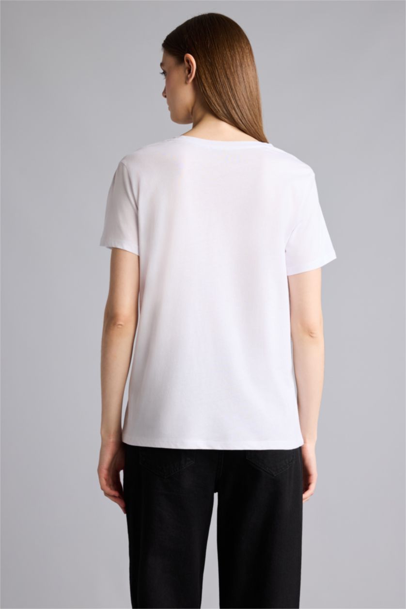 نساء أبيض Regular Fit Short Sleeve T-Shirt