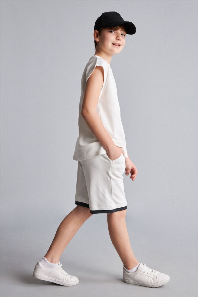 Young Boys - Teen Boys Ecru Oversize Fit Shorts