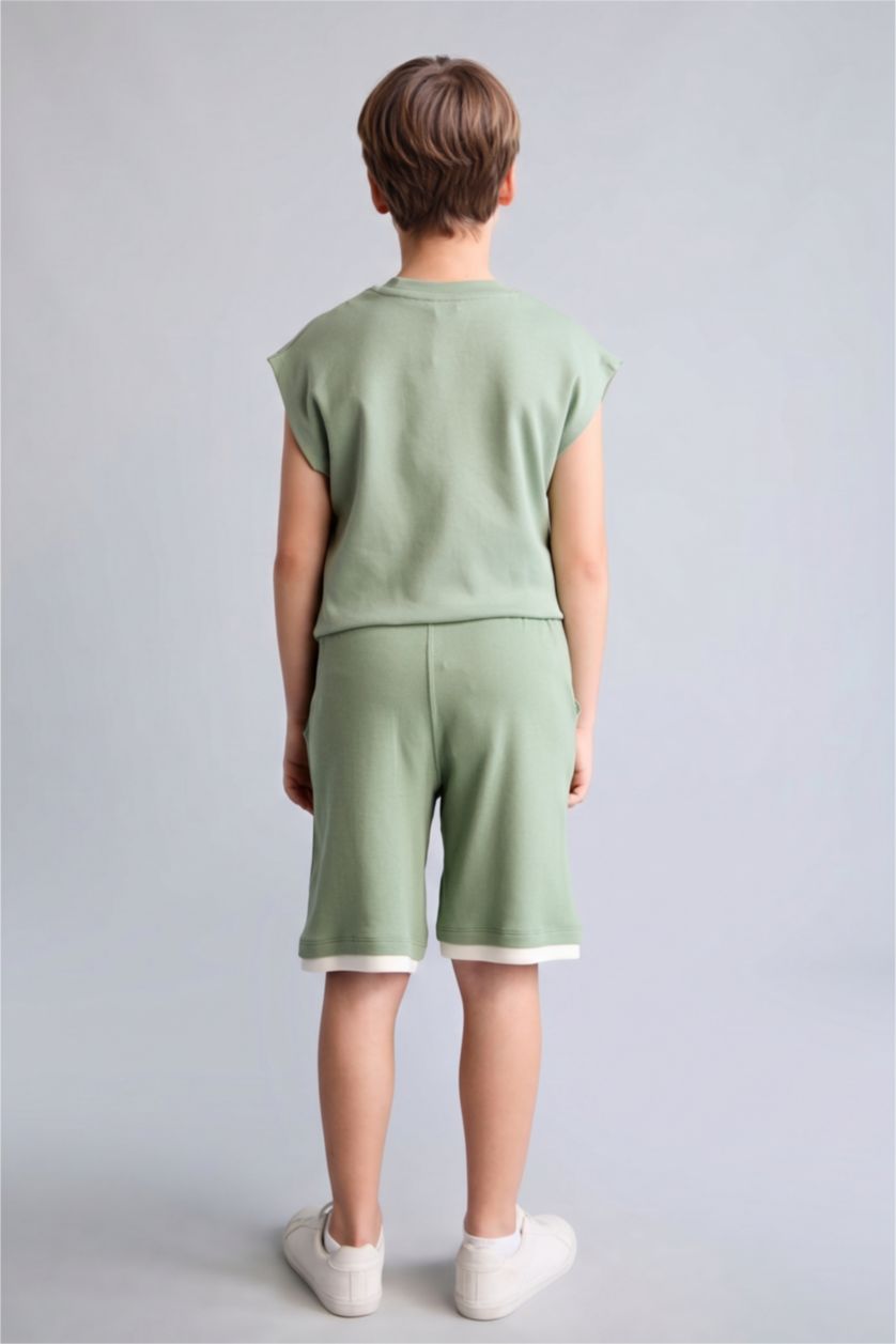 BOYS & TEENS Light Green Boy Oversize Fit Shorts