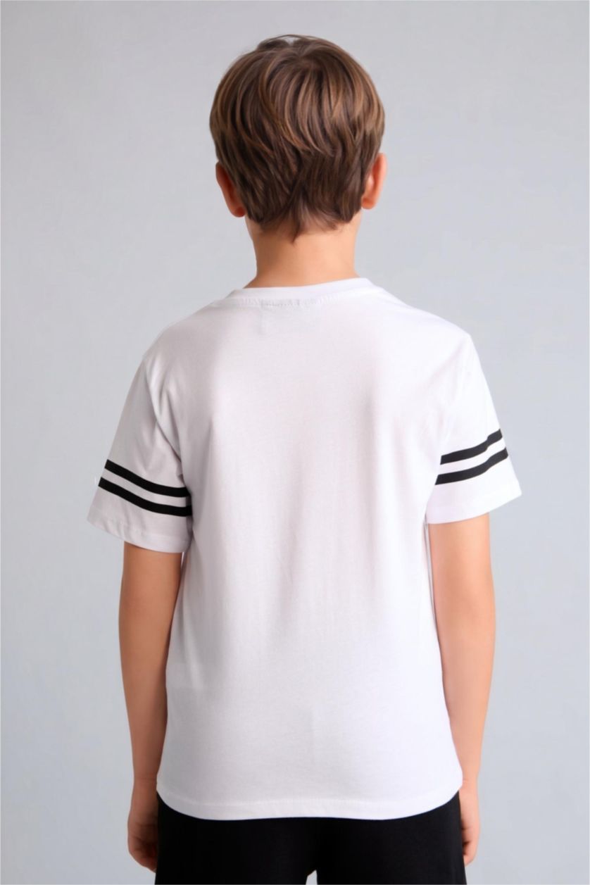 Young Boys - Teen Boys White Boy Regular Fit Short Sleeve T-Shirt