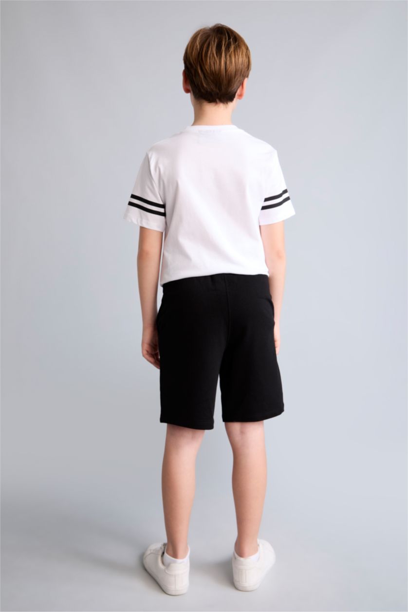 Young Boys - Teen Boys Black Oversize Fit Elastic Band Shorts