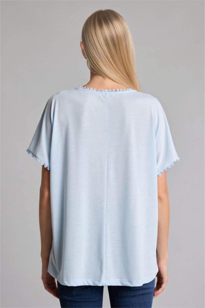 Woman Light Blue Short Sleeve T-Shirt