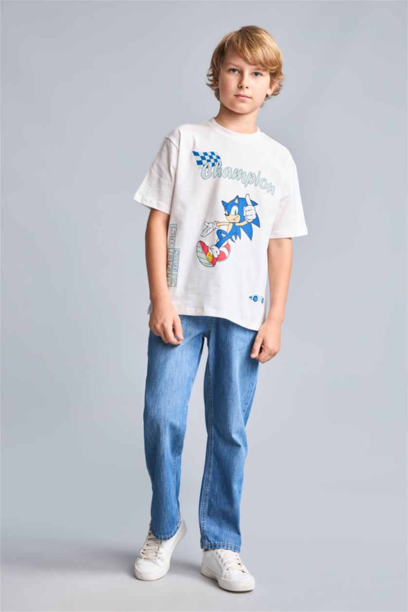 Young Boys - Teen Boys Ecru New Regular Fit Sonic the Hedgehog Short Sleeve T-Shirt