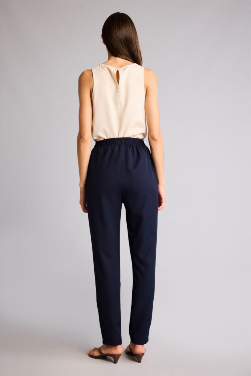 Kadın Lacivert Slım Fıt Cepli Yüksek Bel Jogger Paça Standart Boy Pantolon