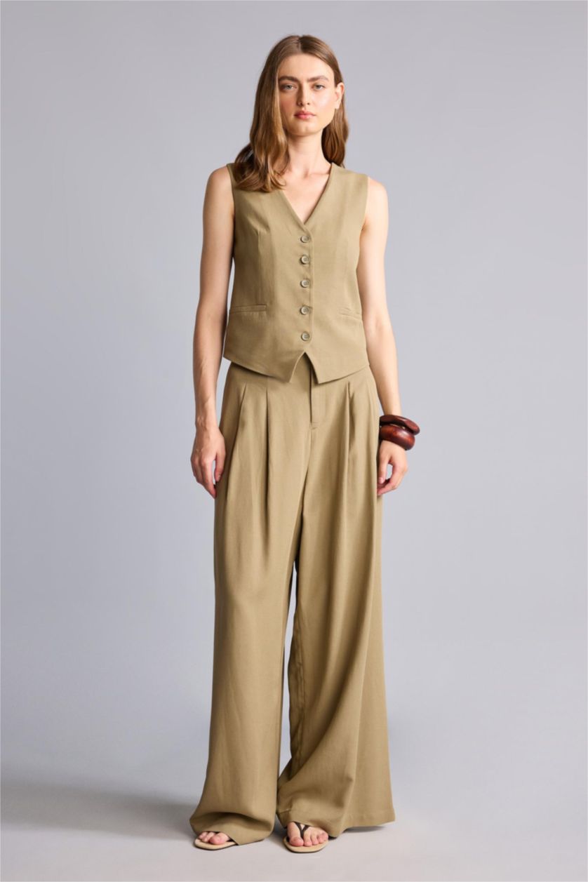 Woman Light Khaki Wide Leg Trousers