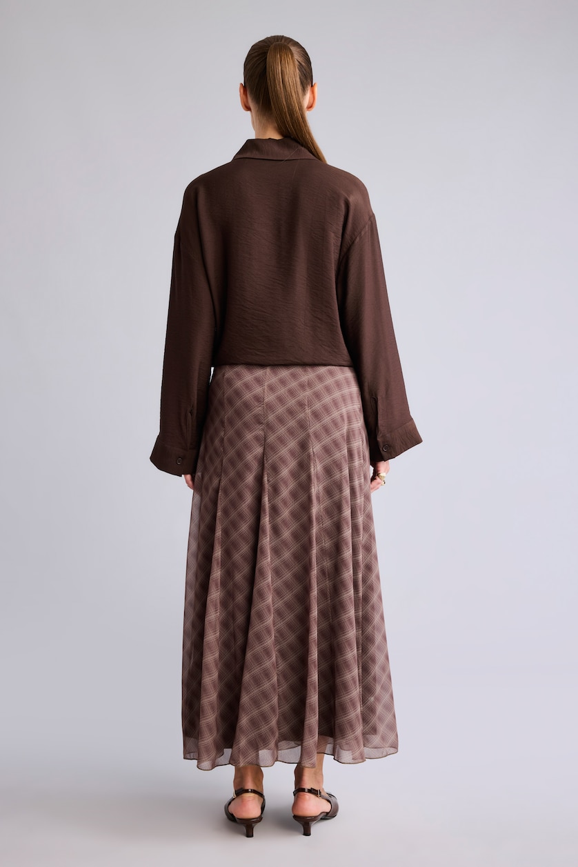 Women Brown A Cut