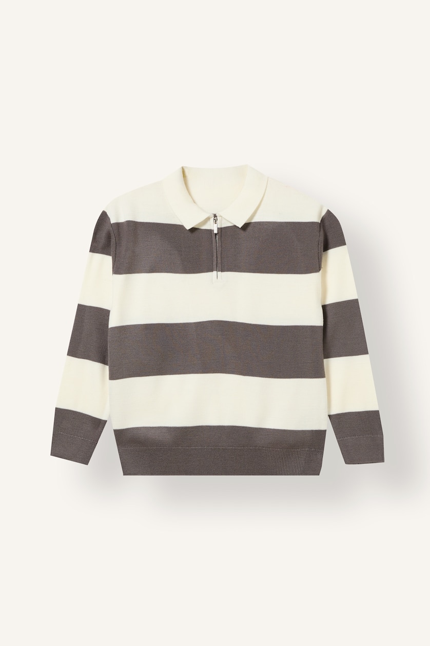 BOYS & TEENS Light Grey بلوفر اولادي تريكو قصة عادية بياقة بولو