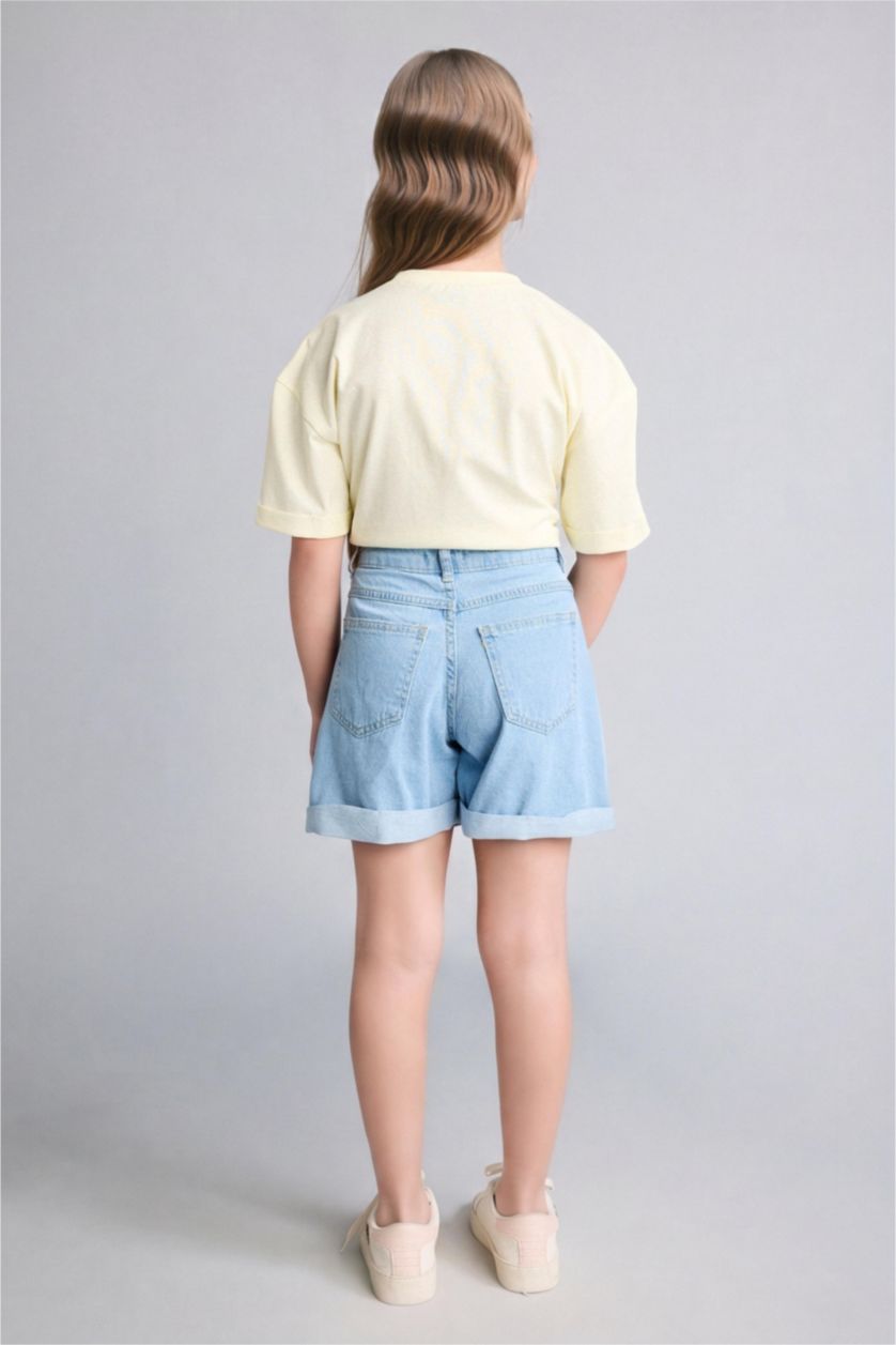 GIRLS & TEENS Ice Blue شورت جينز بناتي ازرق بحافة مطوية