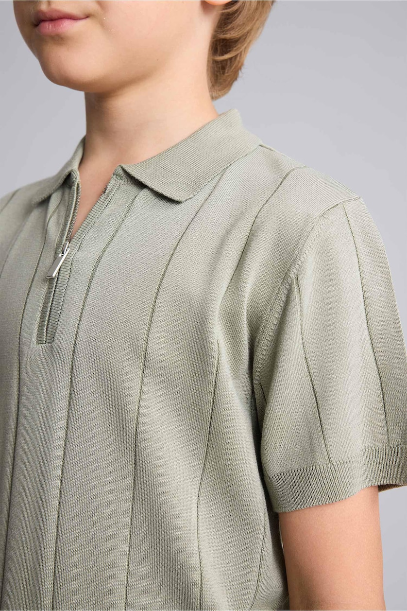 GARÇONS Kaki Clair T-shirt Polo en maille texturée à demi-fermeture zippée et manches courtes pour garçon