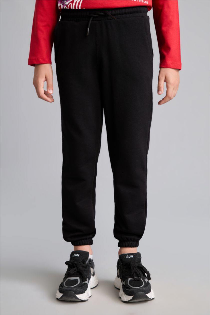 Erkek Çocuk - Genç Erkek Siyah Regular Fit Pantolon Erkek Çocuk