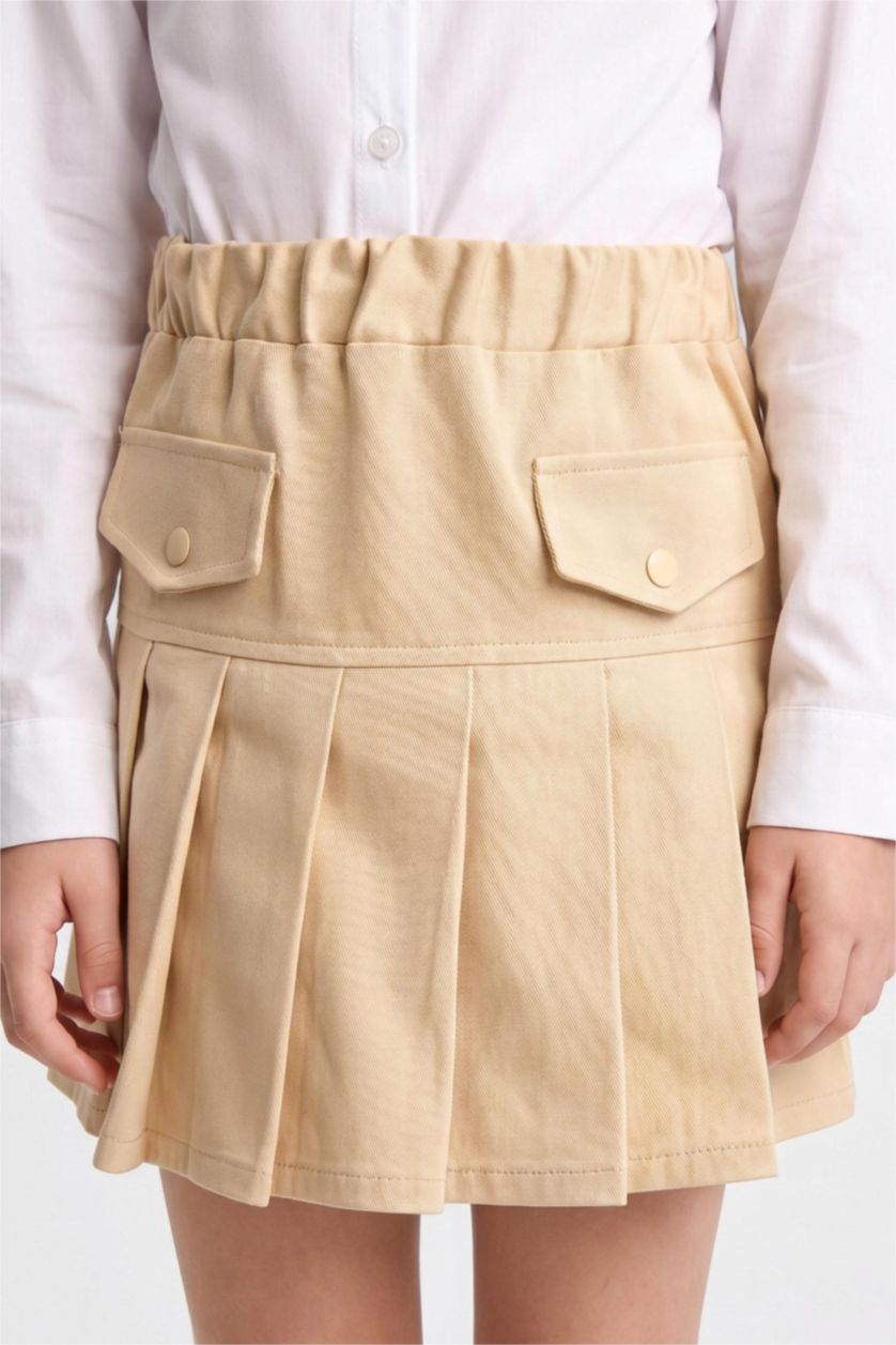 GIRLS & TEENS Light Beige جيبة بناتي قصيرة بليسيه