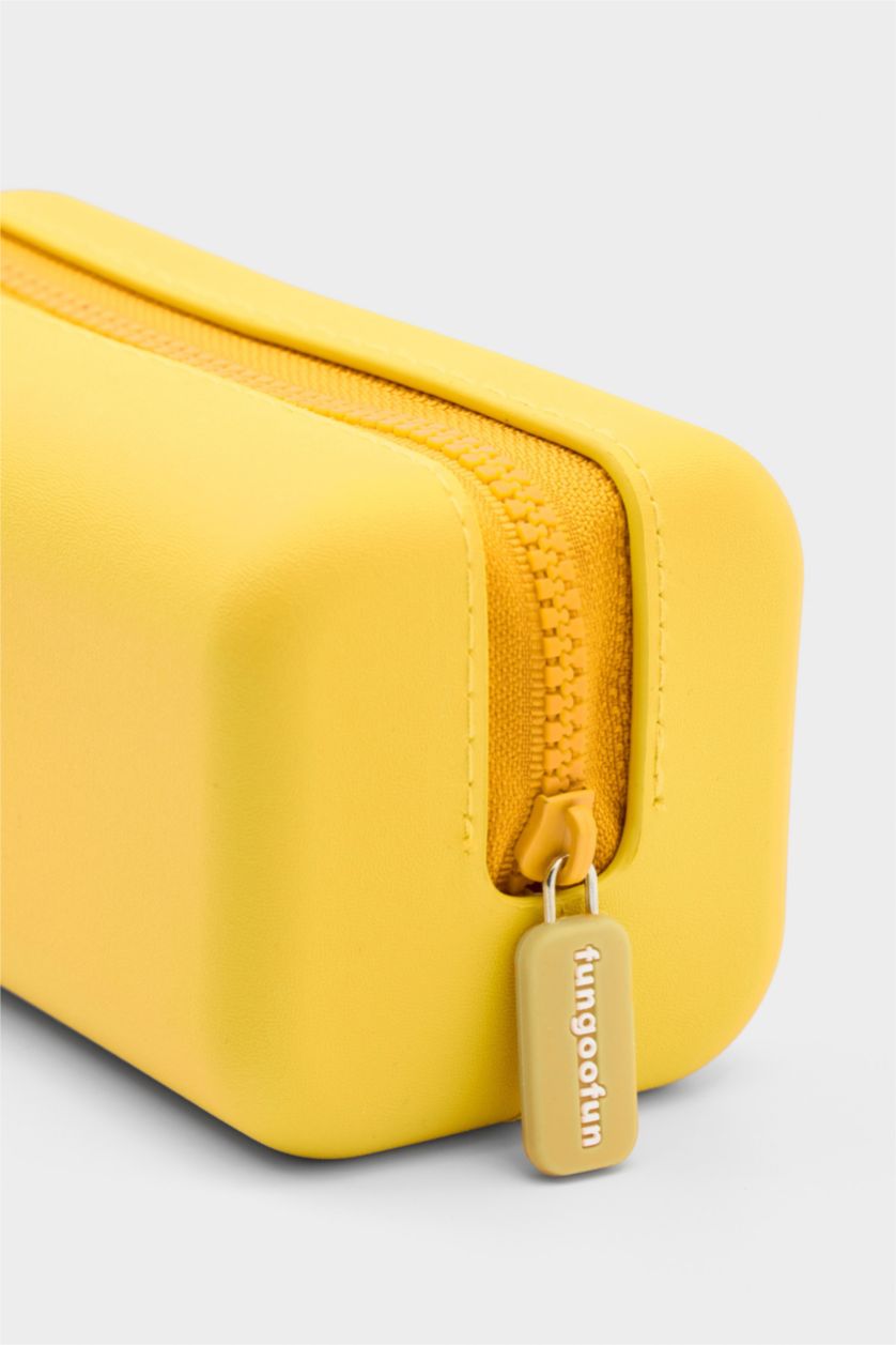 Kadın Sarı FunGooFun X Defacto Altın Külçe Formlu Makyaj Çantası