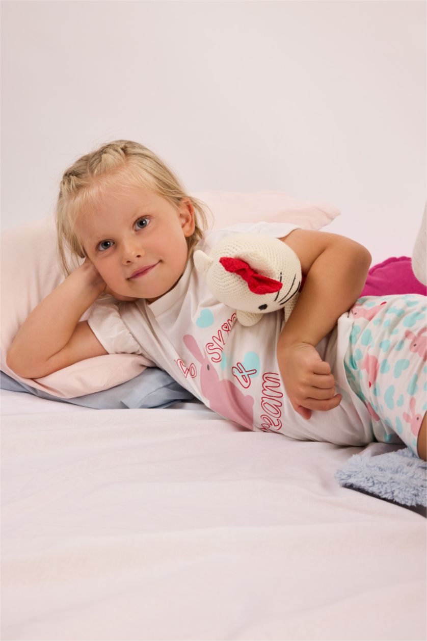 طفلة صغيرة بيج فاتح Baby Girl 100% Cotton Ribbed 2 Piece Pajama Set
