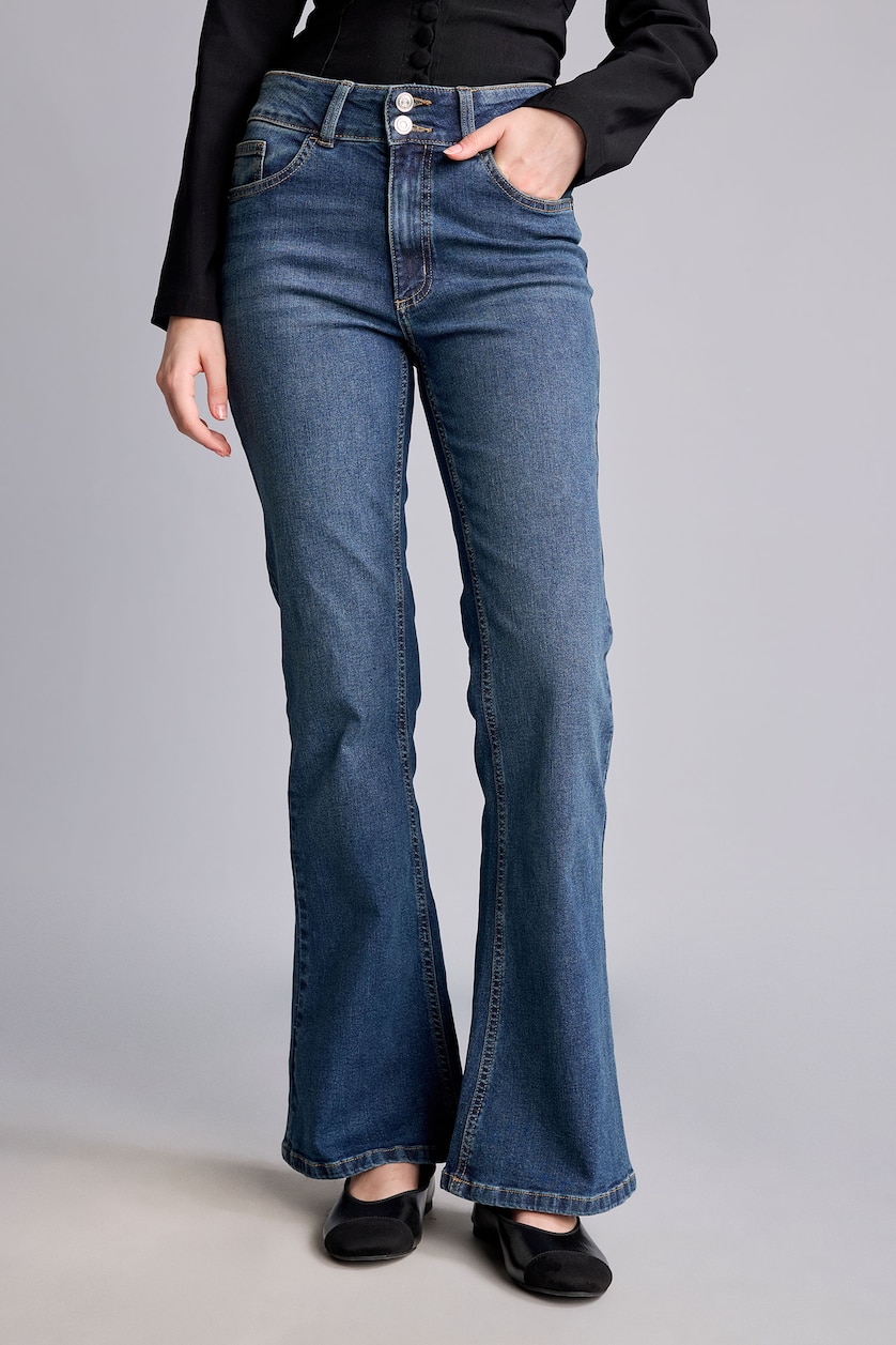 Әйелдерге қою көк Flare Fit клеш джинсы
