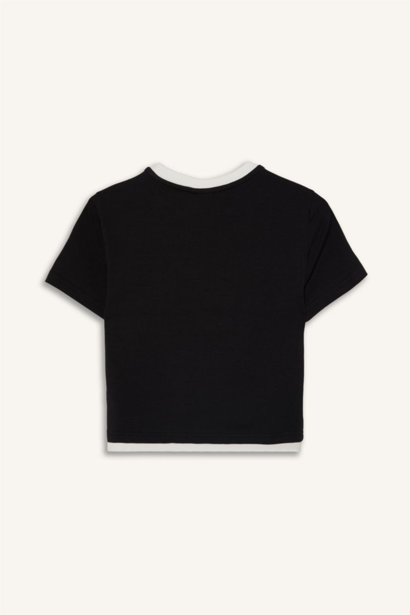 حريمي أسود Slim Fit Short Sleeve T-Shirt