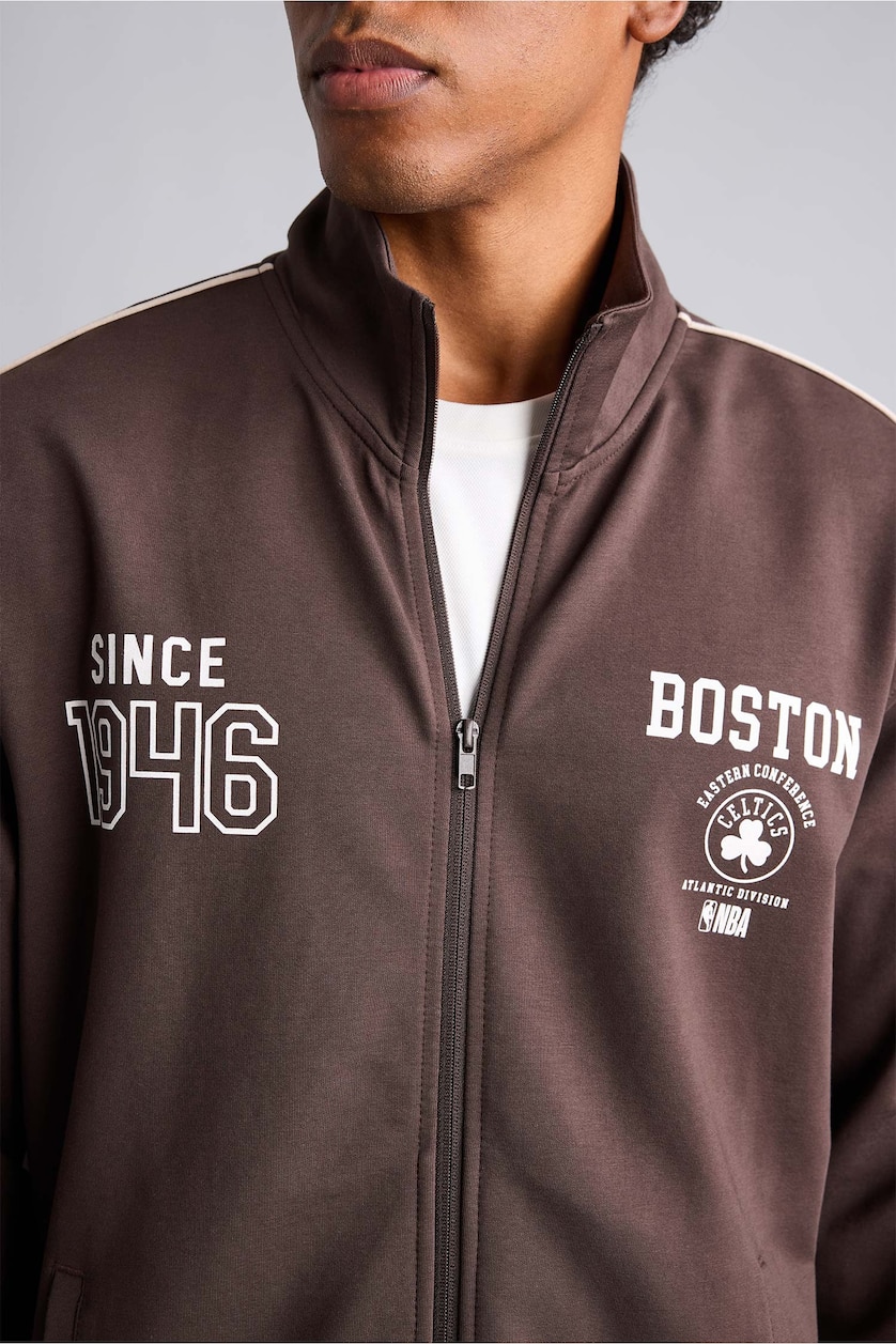 Erkek Kahve NBA Boston Celtics Standart Fit Fermuarlı Sweatshirt Hırka