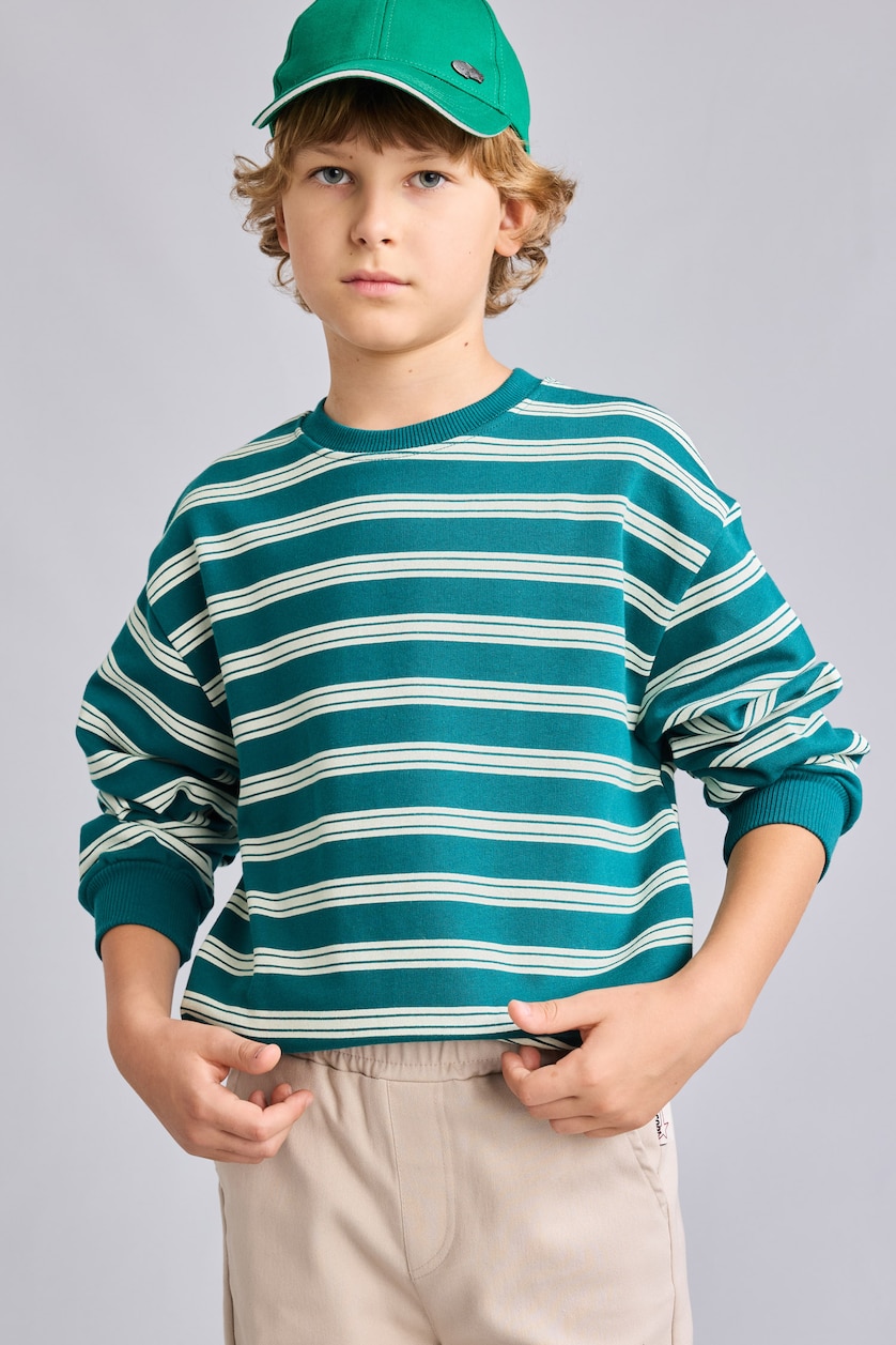 Boys & Teens Green Oversize Fit Printed Crew Neck Sweatshirt