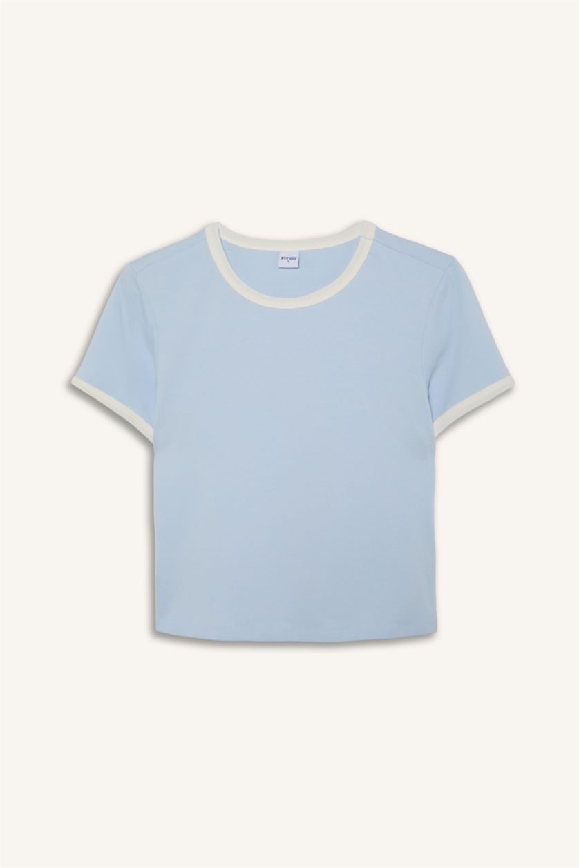 Kadın Açık Mavi Slim Fit Kısa Kollu Tişört