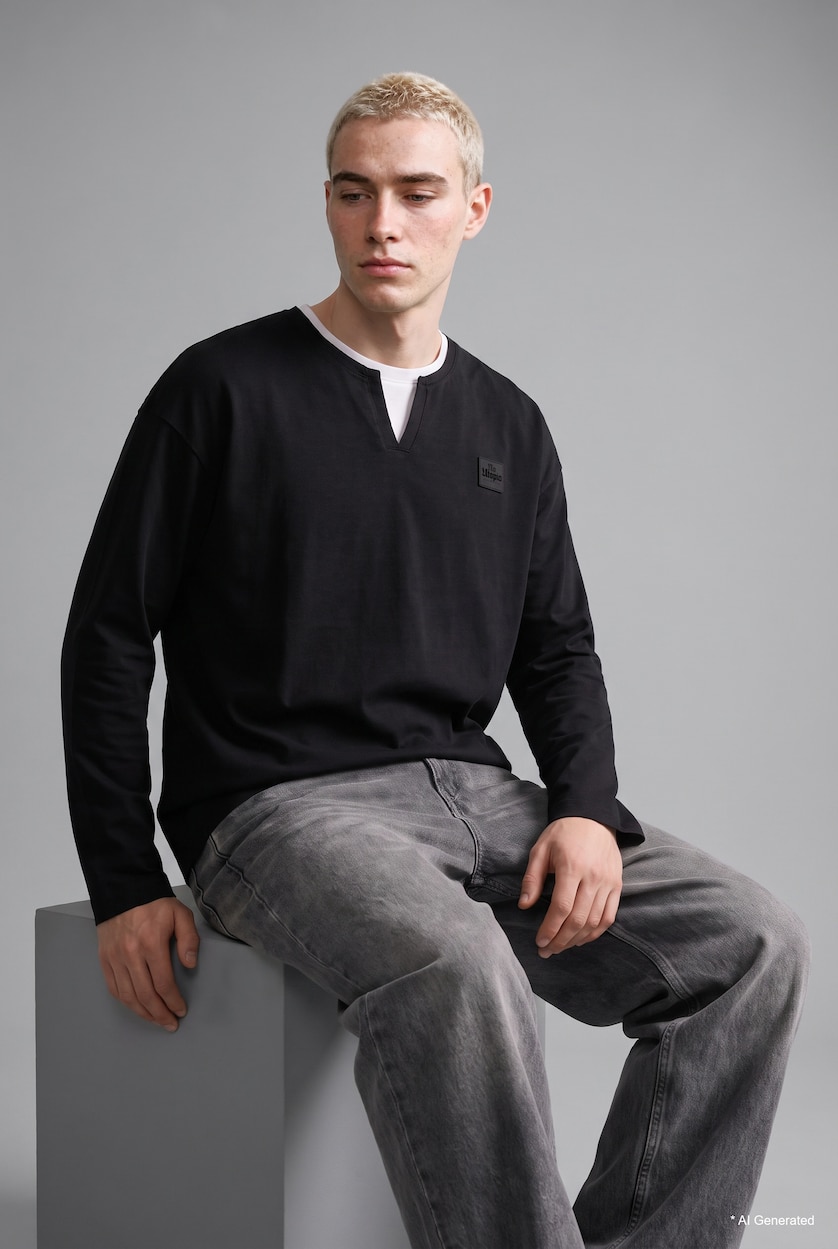MAN NAVY Boxy Fit Crew Neck Printed Sweatshirt