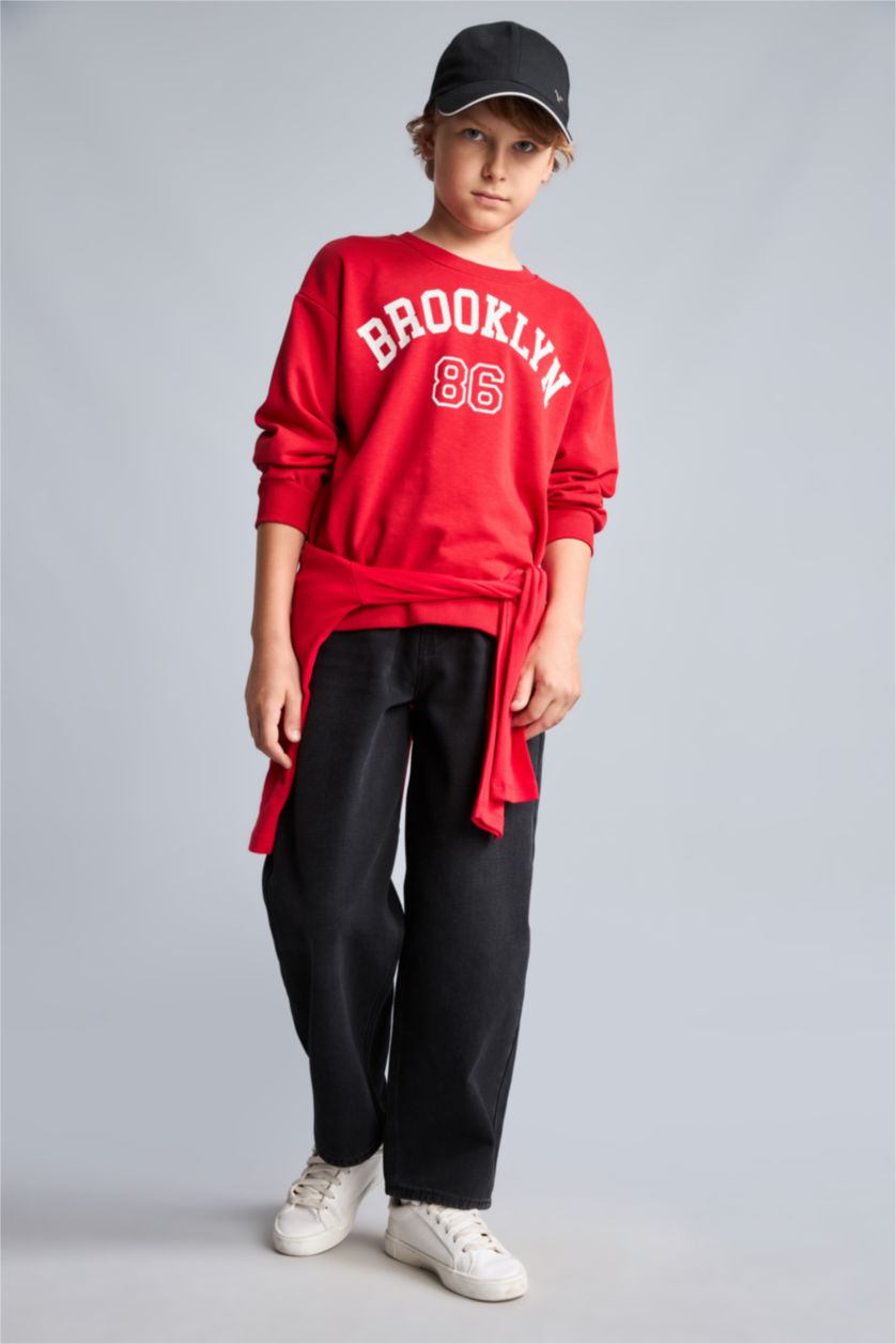 Erkek Çocuk - Genç Erkek Kırmızı Regular Fıt Bisiklet Yaka Kolej Baskılı Sweatshirt Erkek Çocuk