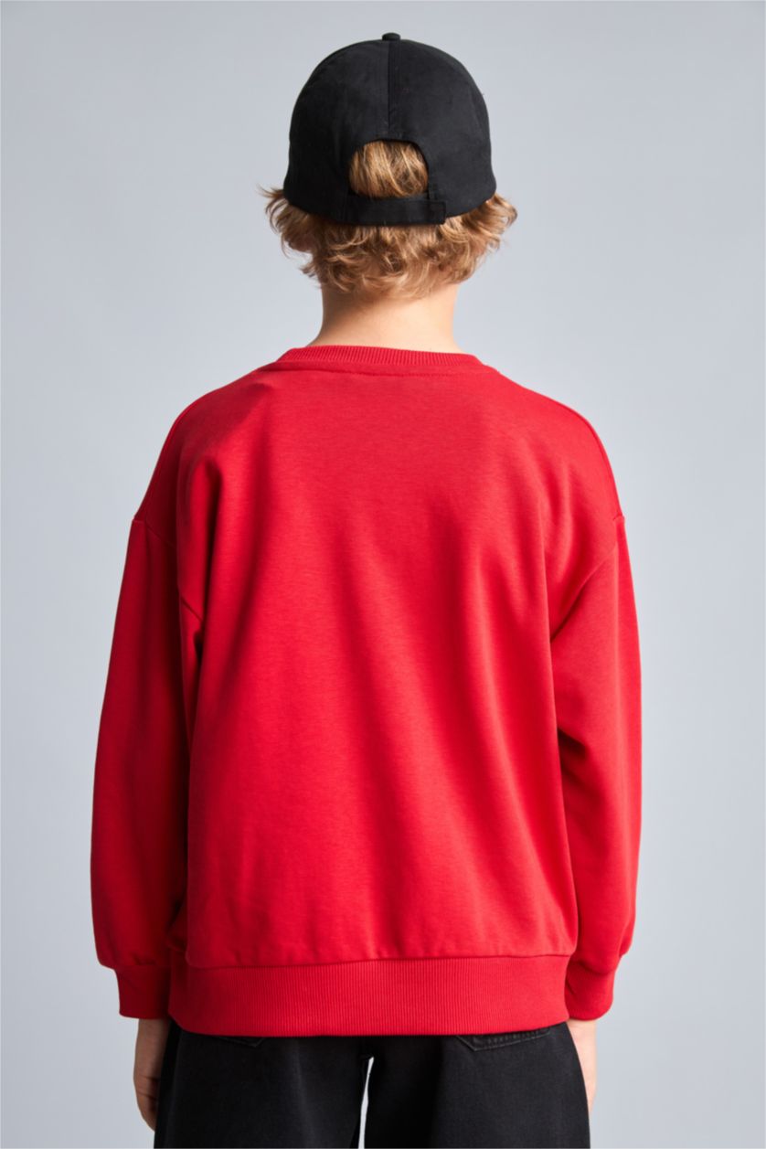 Erkek Çocuk - Genç Erkek Kırmızı Regular Fıt Bisiklet Yaka Kolej Baskılı Sweatshirt Erkek Çocuk