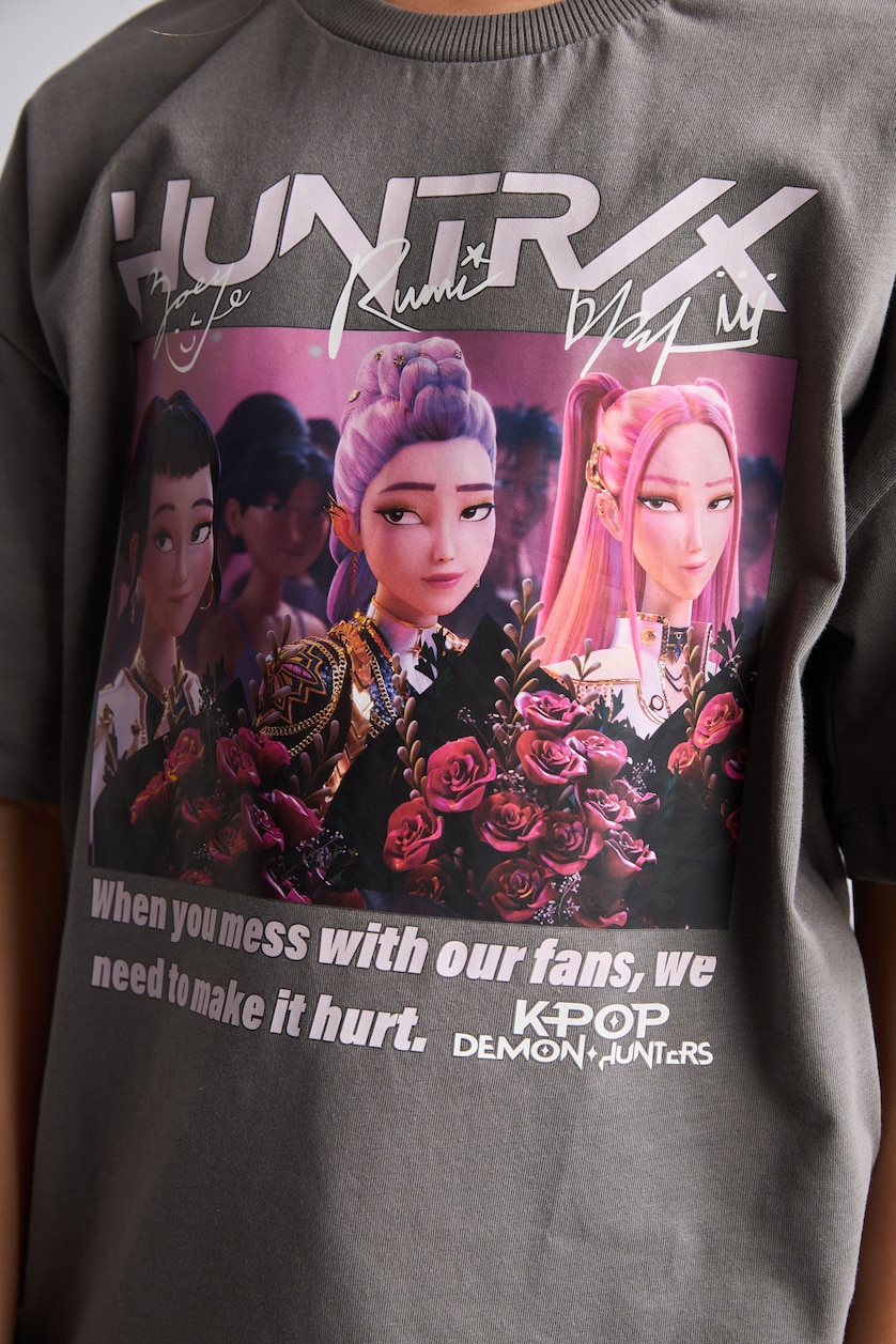 Young Girls - Teen Girls Grey Girl Kpop - Demon Hunters Short Sleeve T-Shirt