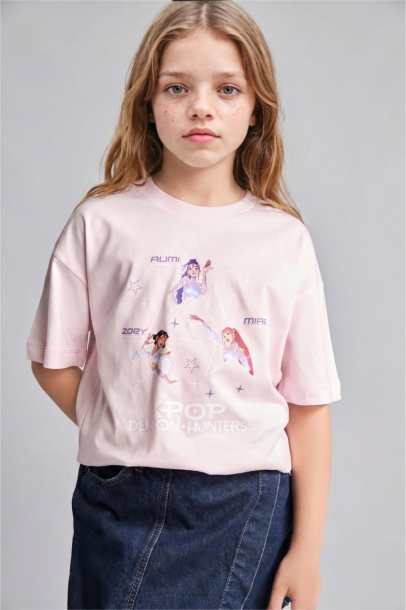 GIRLS & TEENS Light Pink Girl Kpop - Demon Hunters Crew Neck T-Shirt