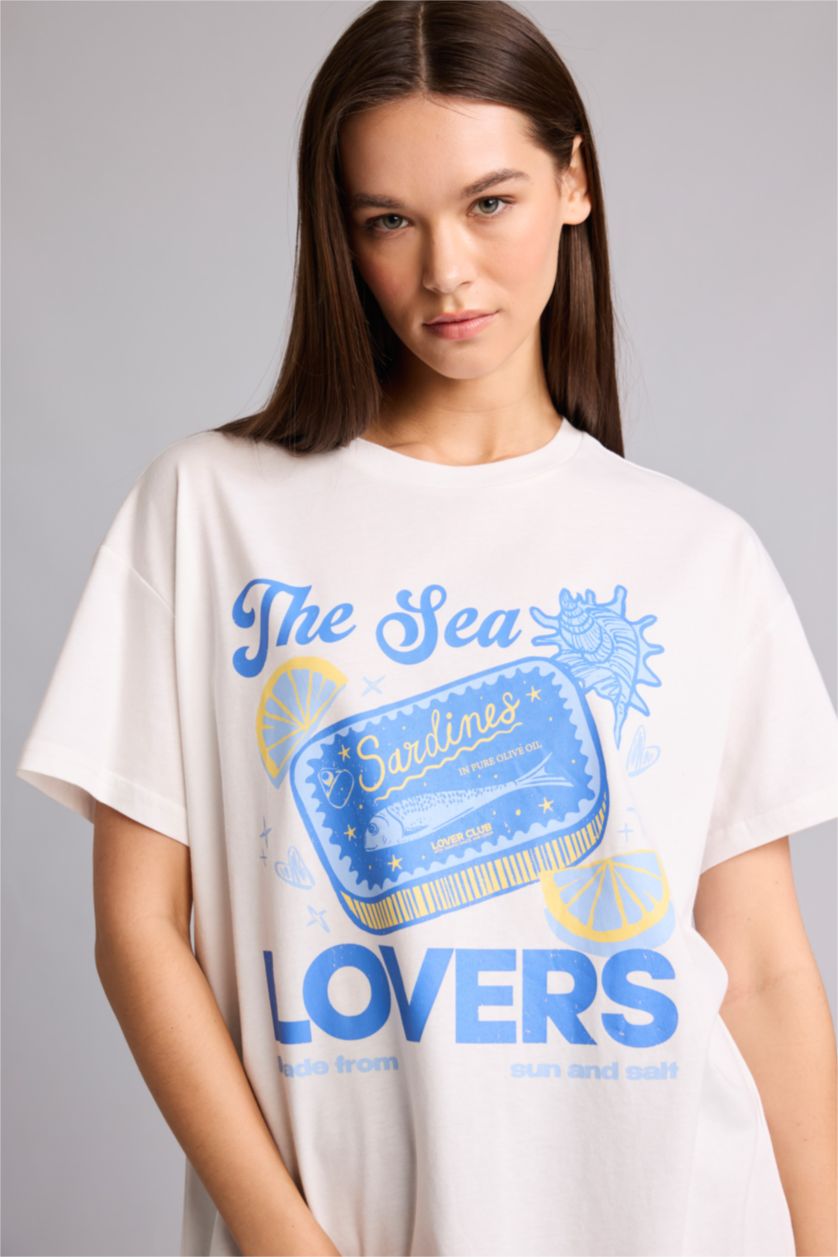 Women White Oversize Fit Short Sleeve T-Shirt