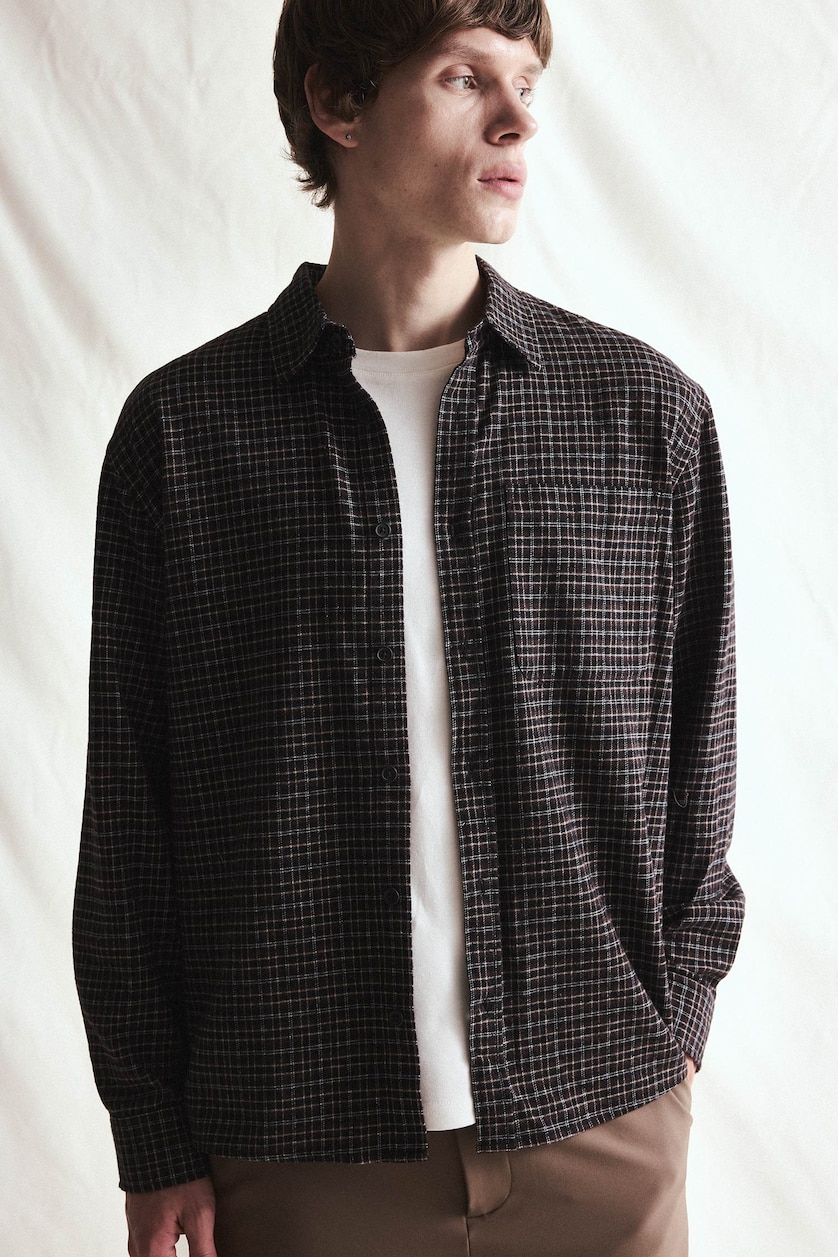 MESHKUJ Black Flanel Long Sleeve Shirt