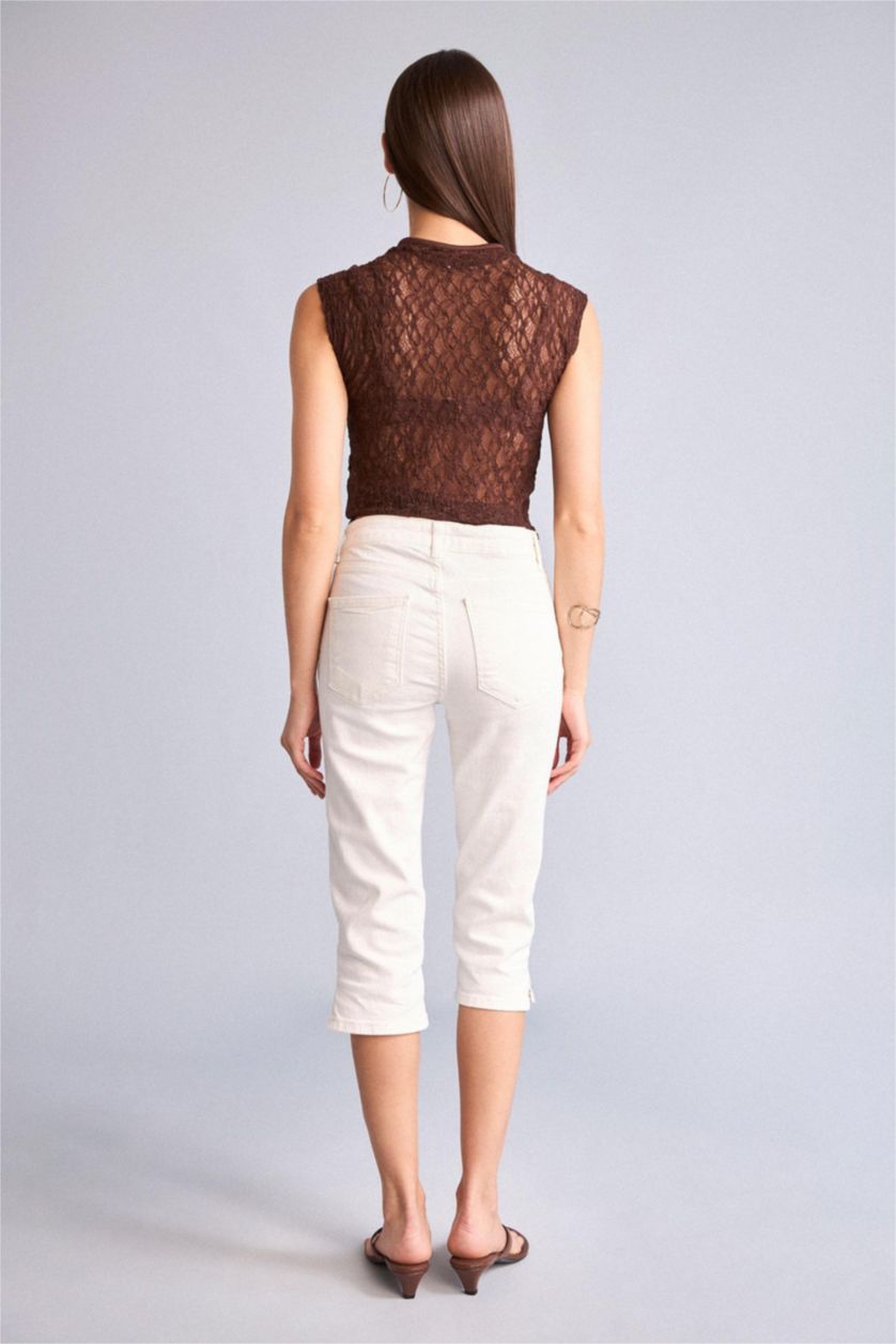 Women White Capri