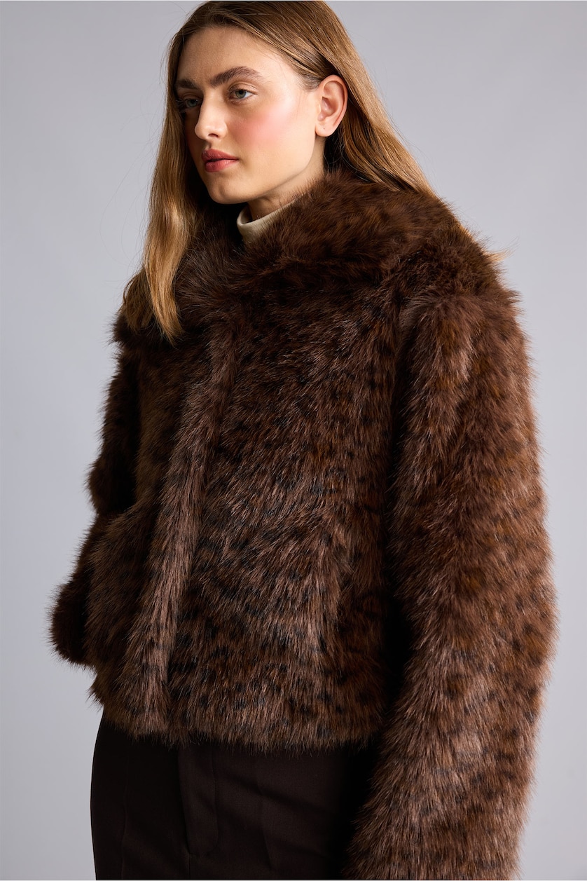 Women Brown Fur Coat Regular Fit Faux Fur