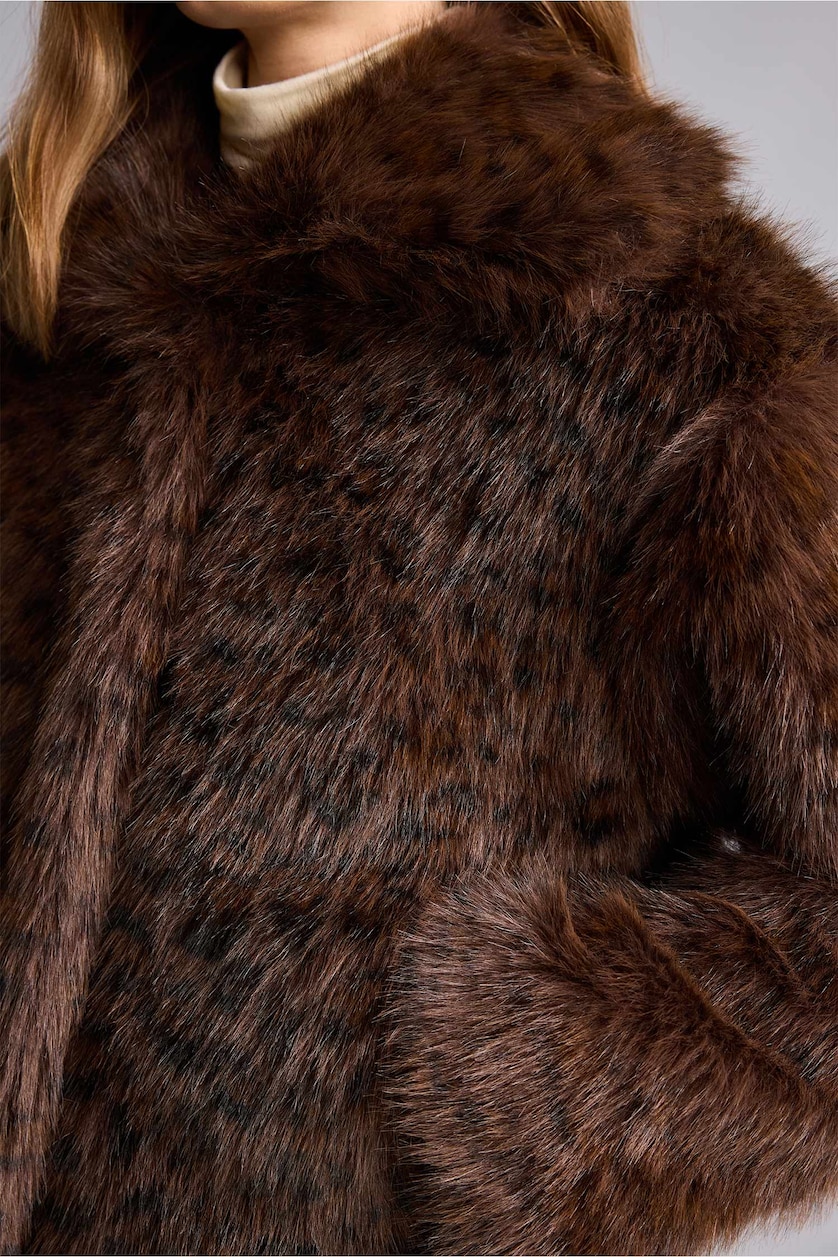 Women Brown Fur Coat Regular Fit Faux Fur