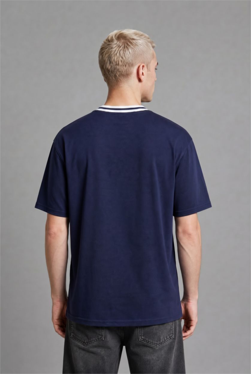 Men NAVY Boxy Fit Short Sleeve T-Shirt