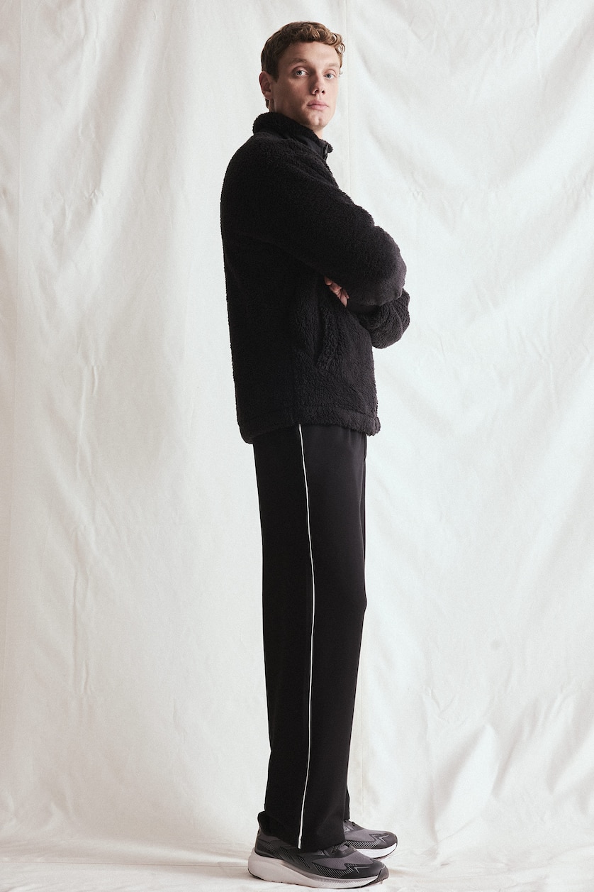 MESHKUJ Black Relax Fit Jogger