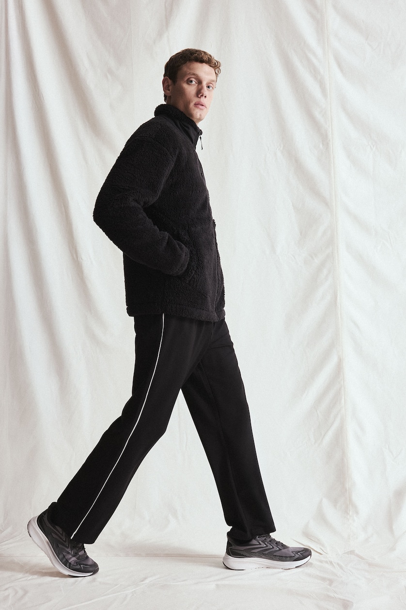 MESHKUJ Black Relax Fit Jogger