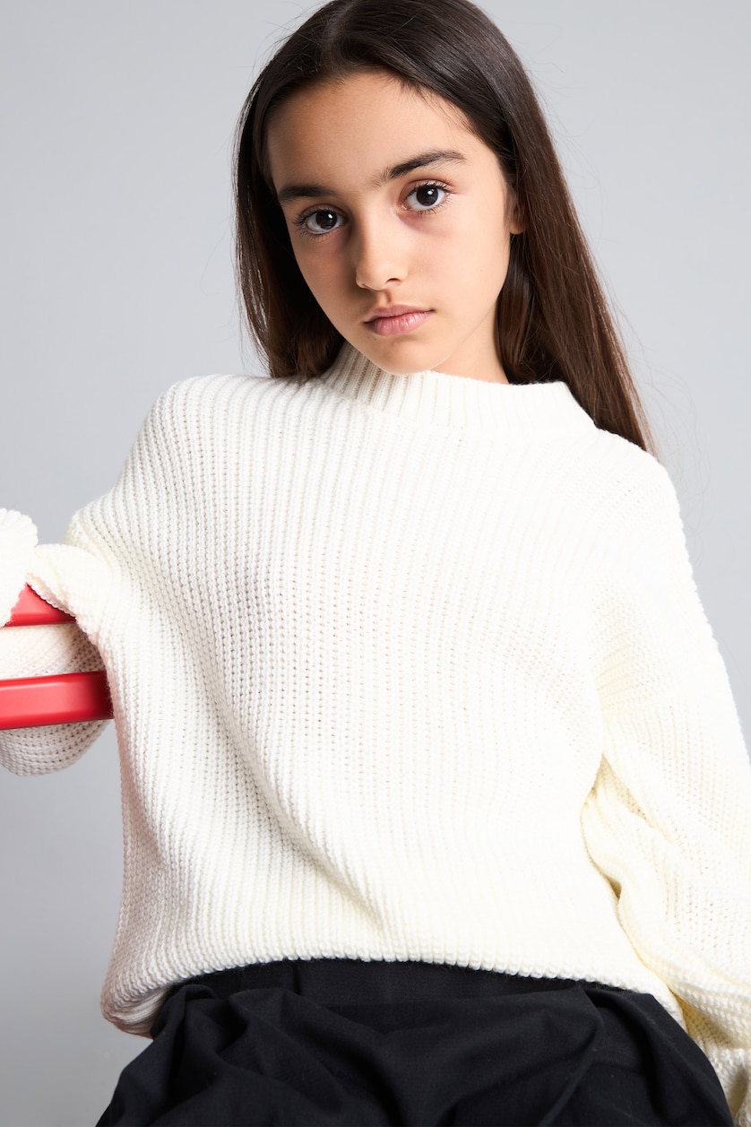 Young Girls - Teen Girls White Girl Regular Fit Crew Neck Pullover