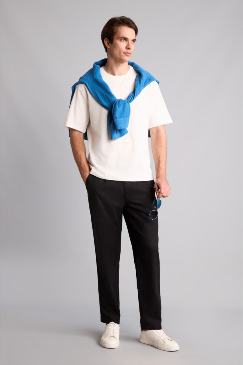 Erkek Kırık Beyaz Relaxed Fit Basic Kısa Kollu Tişört
