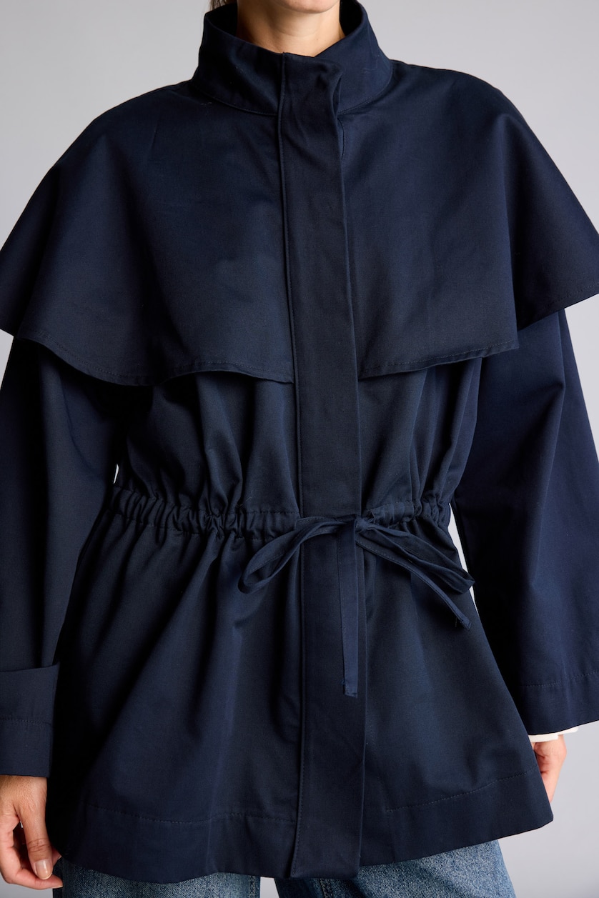 WOMAN NAVY With Belt Jacket