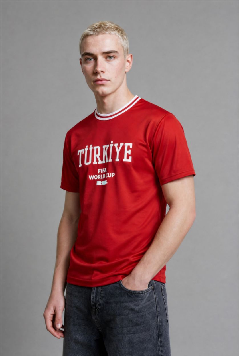 Men Red Boxy Fit Short Sleeve T-Shirt