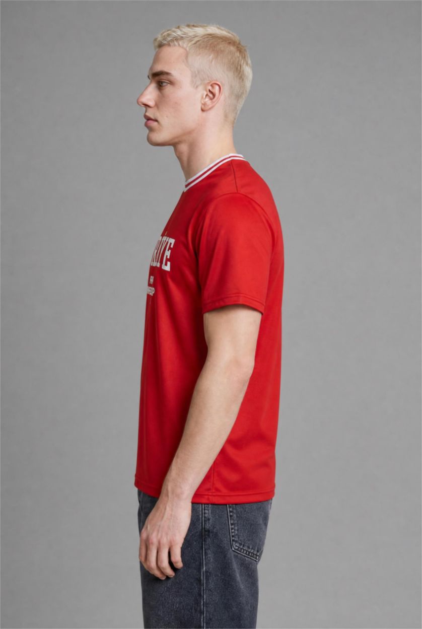 Men Red Boxy Fit Short Sleeve T-Shirt