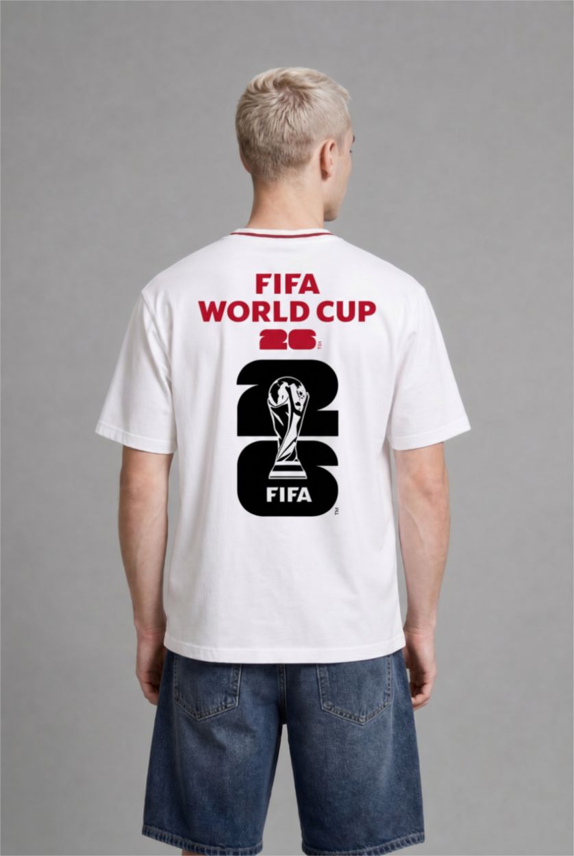 Men White Boxy Fit Short Sleeve T-Shirt