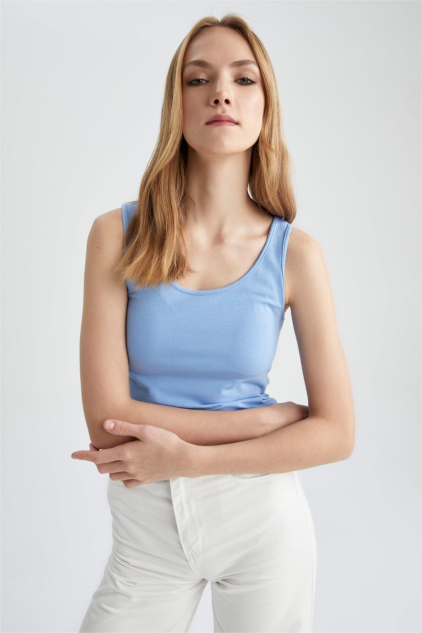 Woman Blue Slim Fit Crew Neck Singlet