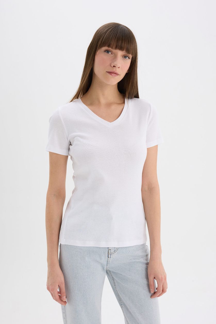 Woman White Slim Fit V-Neck Ribana Short Sleeve T-Shirt