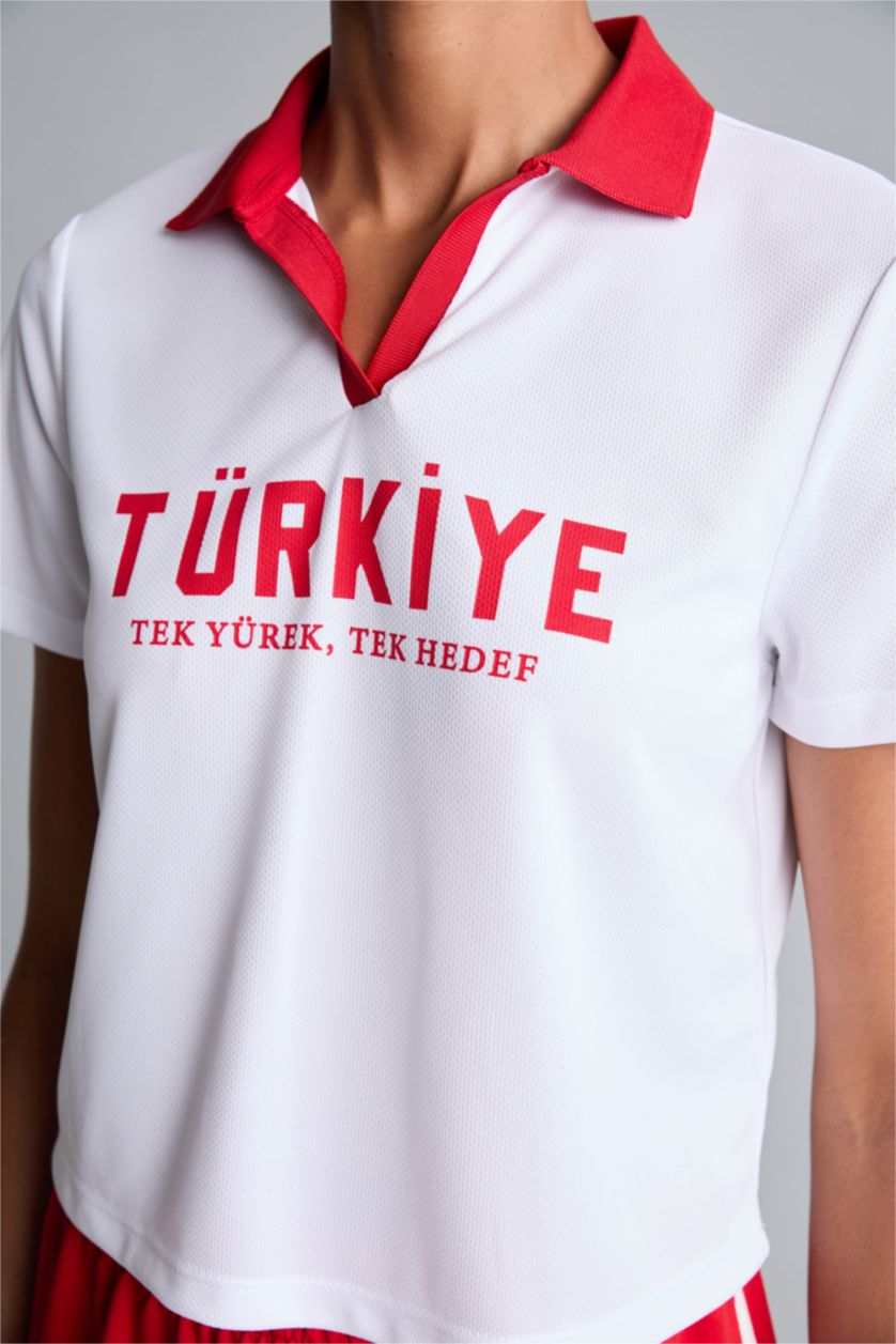 Kadın Beyaz Mesh Forma Kumaş Türkiye Baskılı Crop Tişört