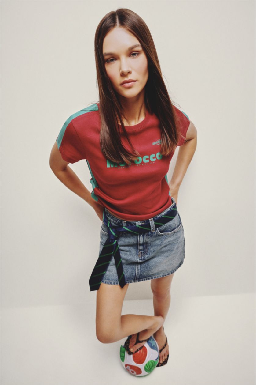 حريمي خمري Slim Fit Ribana Short Sleeve T-Shirt