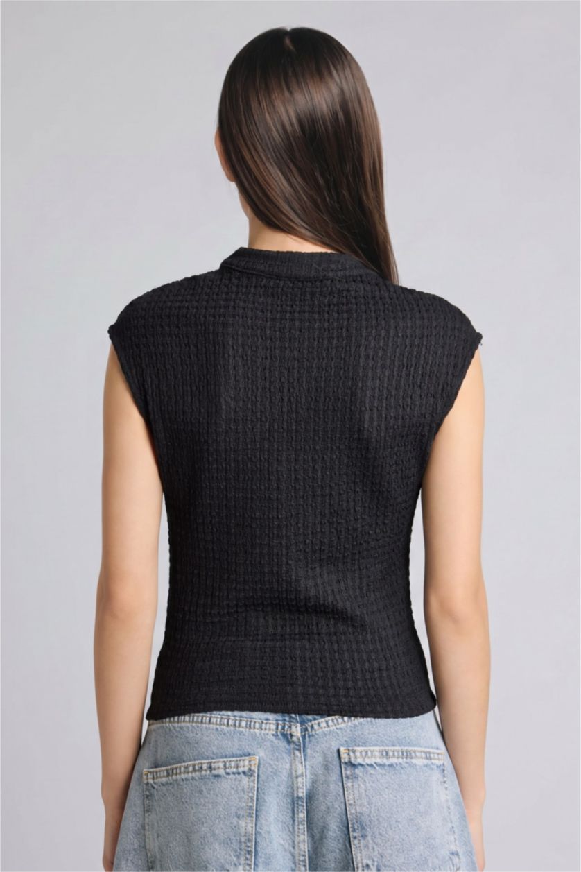 Women Black Slim Fit Short Sleeve T-Shirt