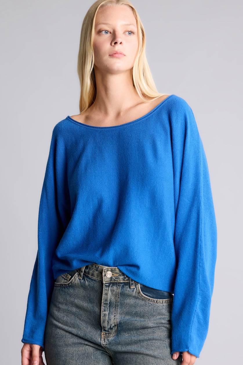 Woman Sax Regular Fit Boat Neck Drop Shoulder Knit Pullover
